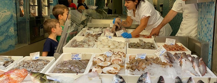 Pescheria Brunelli is one of The best points of view photo Bologna Italy.