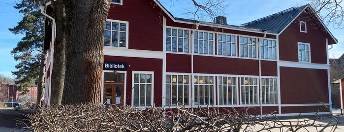 Örby bibliotek is one of Stockholms stadsbibliotek.