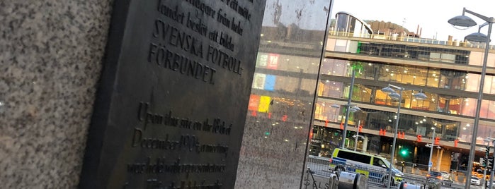 Minnesmärke över bildandet av Svenska fotbollförbundet is one of Historic Stockholm.