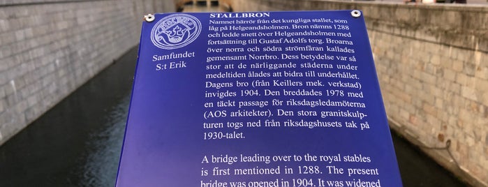 Stallbron is one of Stockholms broar.