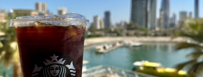 Starbucks is one of Lugares favoritos de Hashim.