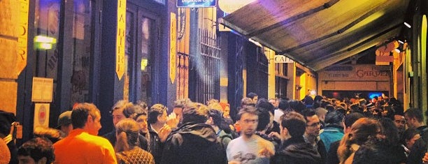 Floris Bar is one of Bistros - Bars - Pubs.