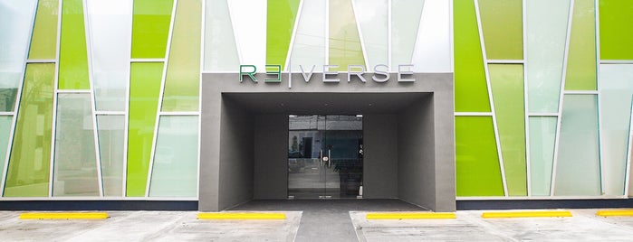 Re|Verse Hair Spa is one of Santo.