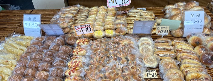 こんがり亭 is one of 地元のパン屋.