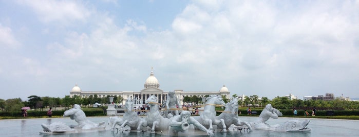 Chimei Museum is one of Kelvin’s Liked Places.