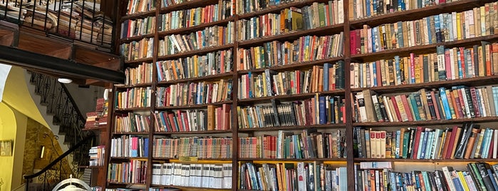 Rüstem Kitabevi & Rustem Bookshop is one of Kıbrıs.