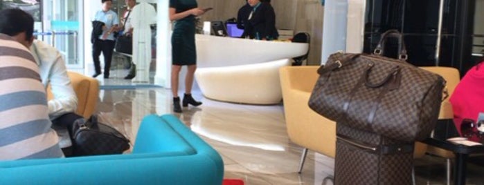 Vietnam Airlines Business Class Lounge is one of Oriettaさんの保存済みスポット.