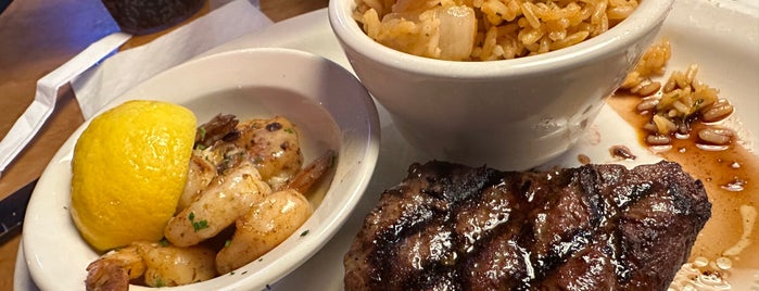 Texas Roadhouse is one of Places to Eat around Orange County.