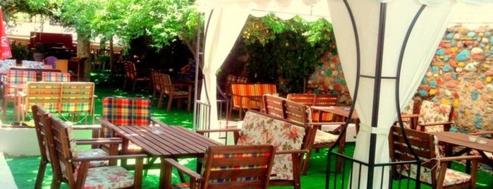 Gül Gamze Cafe is one of สถานที่ที่ Merve ถูกใจ.
