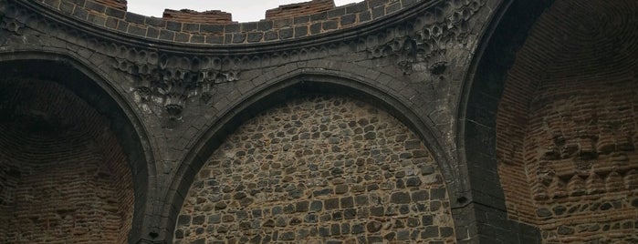 Mor Gevergis Kilisesi is one of Diyarbakır.