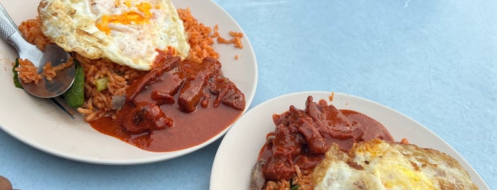 Warung Paksu Corner is one of Makan Makan Malaysia.