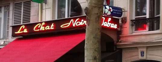 Le Chat Noir is one of Paris.