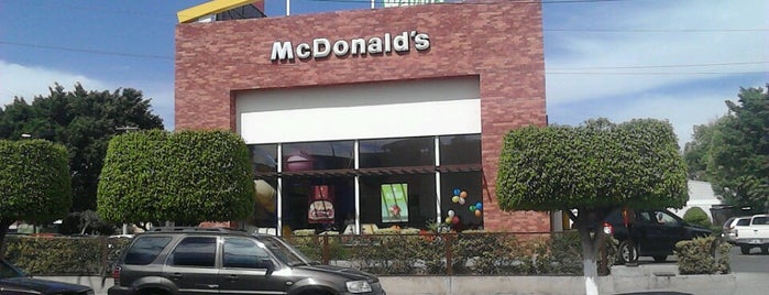 McDonald's is one of Tempat yang Disukai Juan pablo.
