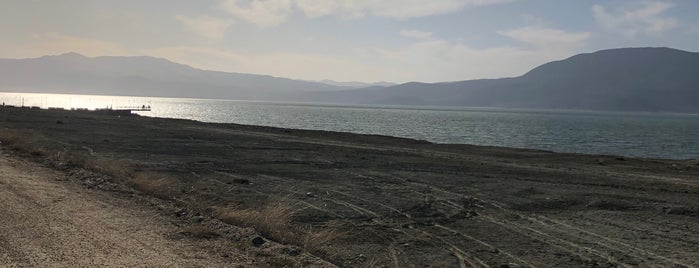 Burdur Göl Kenarı is one of İst-Afyon-Isparta-Pamukkale-Akyaka-Datça-Bodrum.