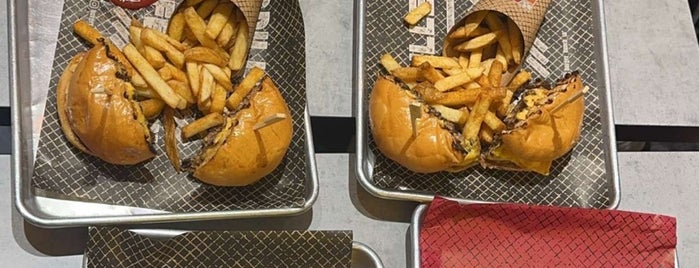 Burger Hunch is one of Riyadh 🇸🇦.