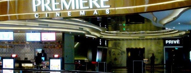 Premiere Cinemas is one of Locais curtidos por Jen.