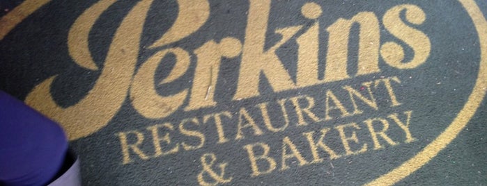 Perkins Restaurant is one of Tempat yang Disukai Richard.