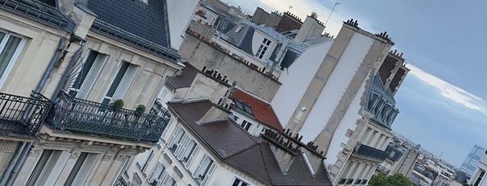 Hôtel Balmoral is one of Paris - Hotel.