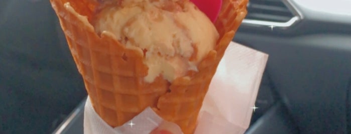 Baskin Robbins is one of Must visit Place and Food in Saudi Arabia.