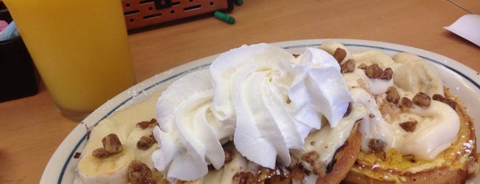 IHOP is one of Ashishさんのお気に入りスポット.