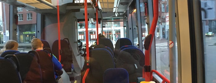 Bus 316 naar Etten-Leur is one of Björnさんのお気に入りスポット.