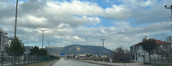 Dinar Çarşı is one of GÖZDE YERLER.