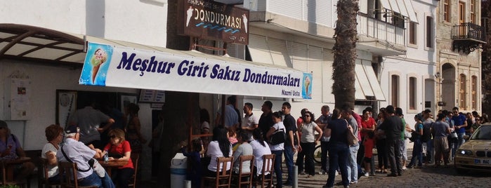 Girit Sakız Dondurmacısı Nazmi Usta is one of Gidilesi mekanlar.