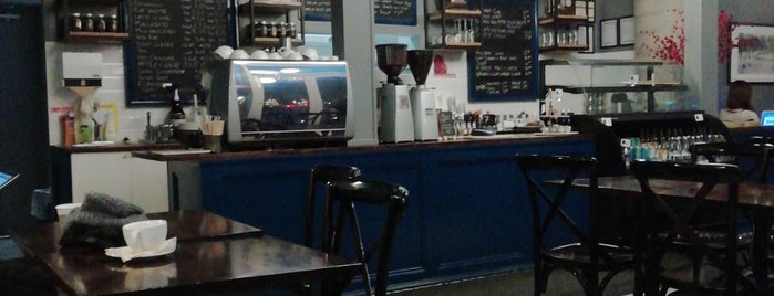 Hannah's Cafe is one of Orte, die Tawseef gefallen.