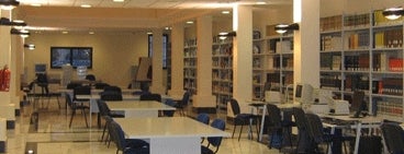 Biblioteca Regionale is one of Biblioteche.