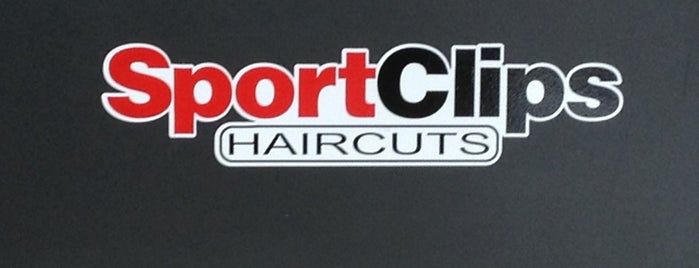 Sport Clips Haircuts of Hoover is one of Lieux qui ont plu à Steven.