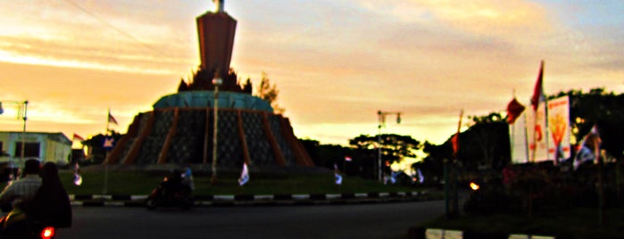 Simpang Mesra is one of Banda Aceh never ends.
