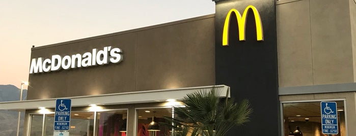 McDonald's is one of Lieux qui ont plu à David.
