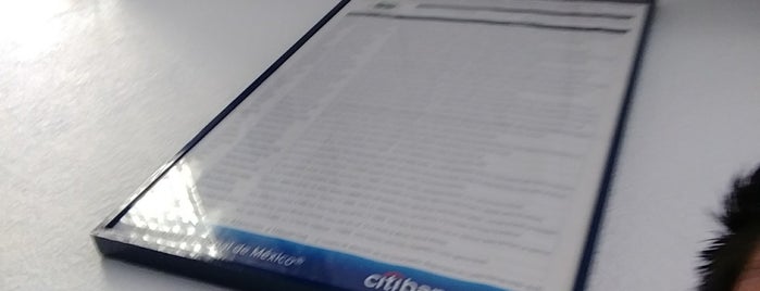 Citibanamex is one of Luis 님이 좋아한 장소.