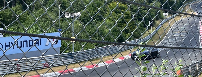 Brünnchen, Nürburgring Nordschleife is one of Lugares favoritos de Dimitri.