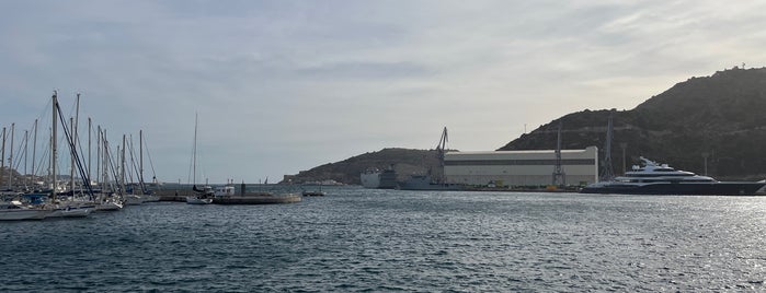 Port of Cartagena is one of Playas.