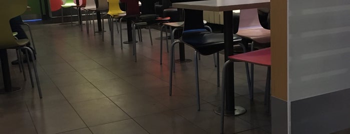McDonald's is one of Pawel'in Beğendiği Mekanlar.