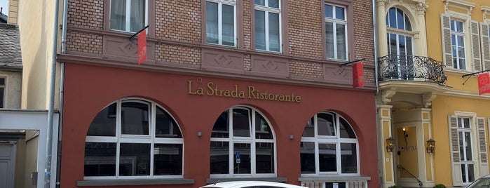 La Strada is one of Essen.