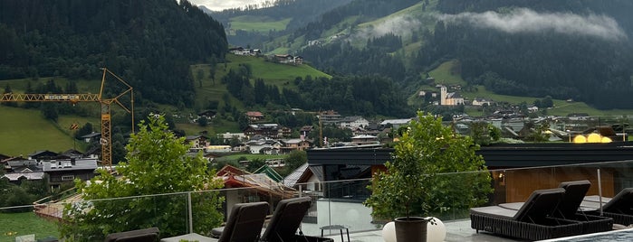 DAS EDELWEISS Salzburg Mountain Resort is one of 🇩🇪.