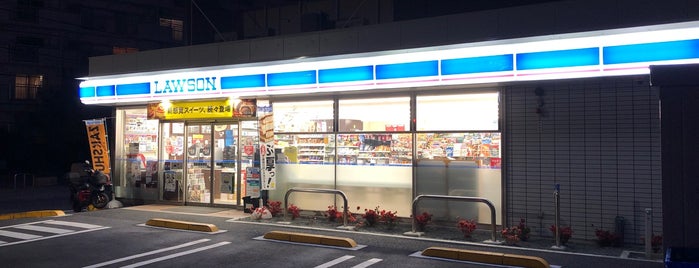 ローソン 横浜三枚町店 is one of 🍩さんのお気に入りスポット.