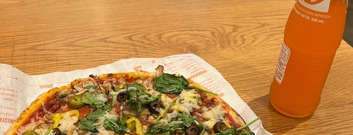Blaze Pizza is one of Loop.