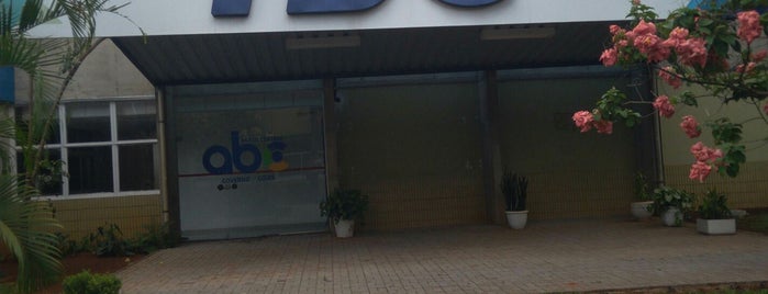 TV Brasil Central (TBC) is one of Veículos de Comunicação Goiânia.