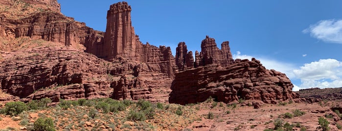 Fisher Towers Trail End is one of Lugares favoritos de CJ.