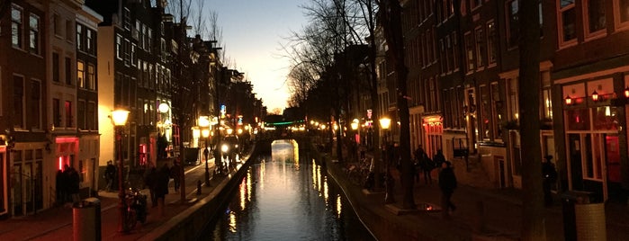 Red Light District / De Wallen is one of Hollanda, Amsterdam.