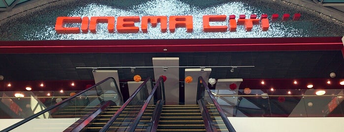 Cinema City is one of Orte, die K gefallen.