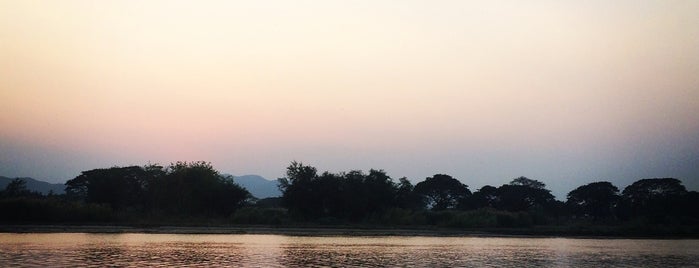 Khwae Yai River is one of All-time favorites in Thailand.