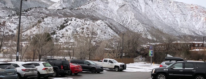 Holiday Inn Express Glenwood Springs (Aspen Area) is one of Best Hotels.