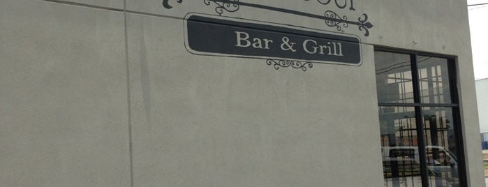 Beaucoup Bar & Grill is one of Orte, die Ivimto gefallen.