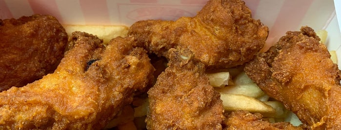 Hollywood Fried Chicken is one of AT's JC favs.