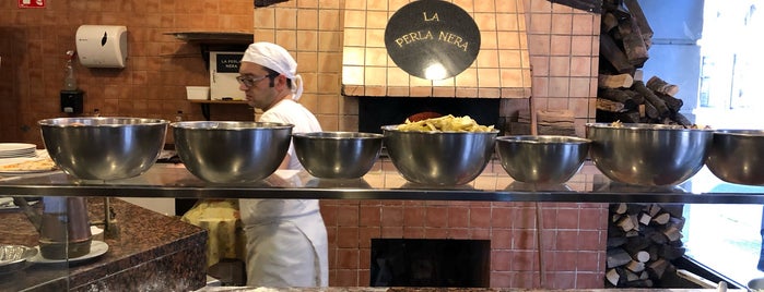 La Perla Nera is one of Pizzas de Barcelona.