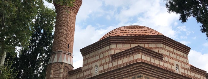 Umurbey Camii ve Türbesi is one of Bursa Tarihi Yerleri ve Mekanları.